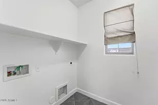 15391 W Dreyfus St, Surprise, AZ 85379 - Photo 25