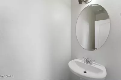 15391 W Dreyfus Street, Surprise, AZ 85379 - Photo 11