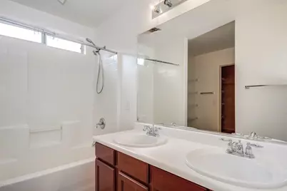 3019 S 101st Avenue, Tolleson, AZ 85353 - Photo 11