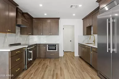 9625 N 83rd Way, Scottsdale, AZ 85258 - Photo 7