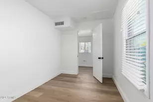 723 E Sunnyslope Ln, Phoenix, AZ 85020 - Photo 19