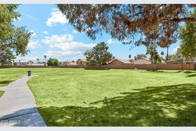 4425 E Hiddenview Drive, Phoenix, AZ 85048 - Photo 29