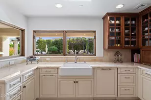 9859 E Topaz Dr, Scottsdale, AZ 85258 - Photo 29