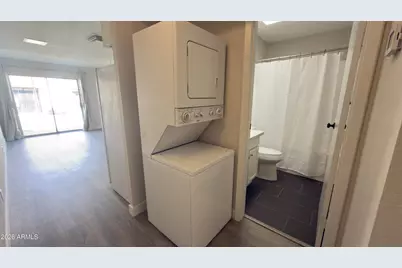 6818 N 35th Avenue #F, Phoenix, AZ 85017 - Photo 11