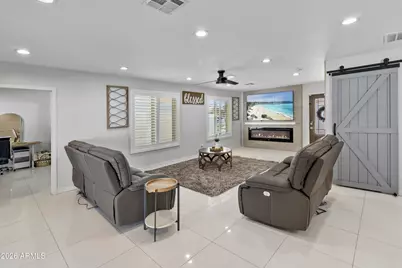 7606 W Weldon Avenue, Phoenix, AZ 85033 - Photo 7