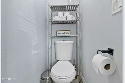 7606 W Weldon Avenue, Phoenix, AZ 85033 - Photo 15