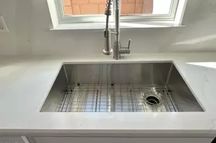 10542 W Alvarado Rd, Avondale, AZ 85392 - Photo 9