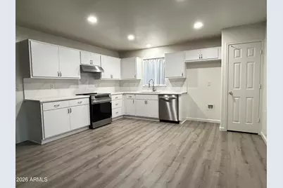 10542 W Alvarado Road, Avondale, AZ 85392 - Photo 5