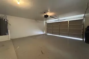 10542 W Alvarado Rd, Avondale, AZ 85392 - Photo 13