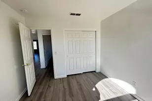 10542 W Alvarado Rd, Avondale, AZ 85392 - Photo 19