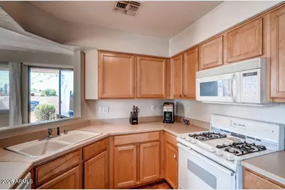 1425 S Lindsay Road #43, Mesa, AZ 85204 - Photo 5