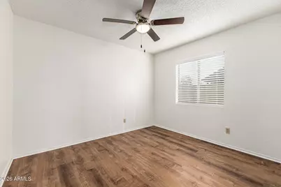 4552 W Kimberly Way, Glendale, AZ 85308 - Photo 9