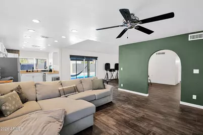 2006 W Summit Place, Chandler, AZ 85224 - Photo 11