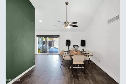 2006 W Summit Place, Chandler, AZ 85224 - Photo 5