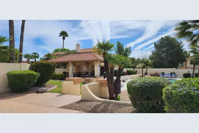 10945 W Poinsettia Drive, Avondale, AZ 85392 - Photo 9