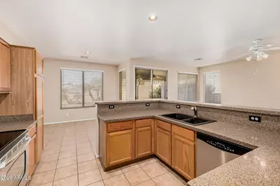 16442 S 16th Lane, Phoenix, AZ 85045 - Photo 7