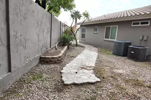 2647 E South Fork Dr, Phoenix, AZ 85048 - Photo 33