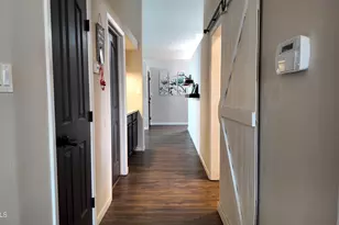 2647 E South Fork Dr, Phoenix, AZ 85048 - Photo 17