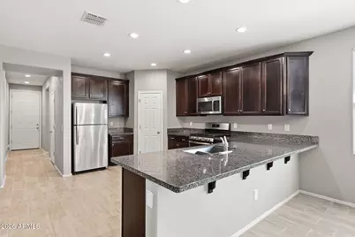 8507 W Flynn Lane, Glendale, AZ 85305 - Photo 11