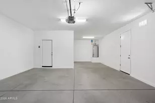 8507 W Flynn Ln, Glendale, AZ 85305 - Photo 35