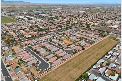8507 W Flynn Lane, Glendale, AZ 85305 - Photo 47