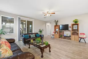 8507 W Flynn Ln, Glendale, AZ 85305 - Photo 17