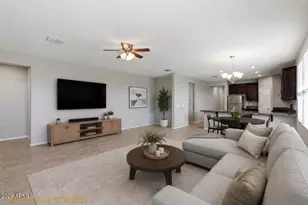 8507 W Flynn Ln, Glendale, AZ 85305 - Photo 13