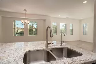 4015 S Pecan Dr, Chandler, AZ 85248 - Photo 9