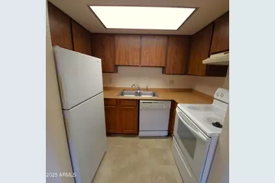 700 W University Drive #225, Tempe, AZ 85281 - Photo 3