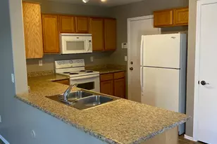 558 S 222nd Ln, Buckeye, AZ 85326 - Photo 5