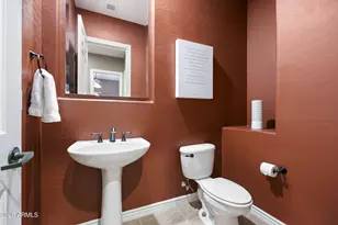 42010 N Harbour Town Ct, Anthem, AZ 85086 - Photo 33