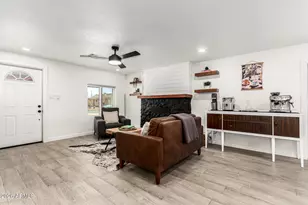 2512 N 29th St, Phoenix, AZ 85008 - Photo 7