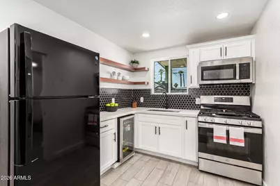 2512 N 29th Street, Phoenix, AZ 85008 - Photo 11