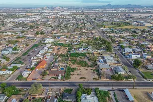 832 E Roeser Rd, Phoenix, AZ 85040 - Photo 1