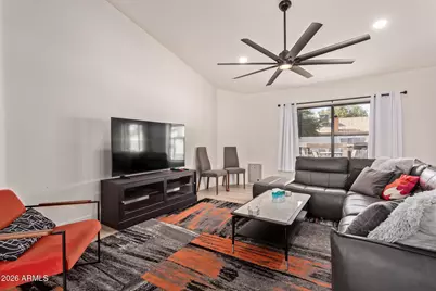 13918 N 78th Avenue, Peoria, AZ 85381 - Photo 5