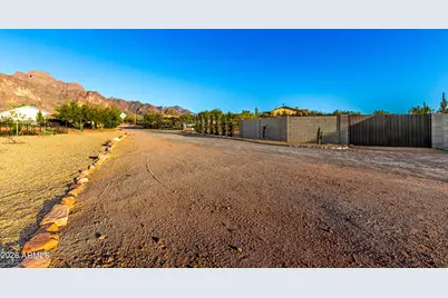 990 N Muleshoe Road, Apache Junction, AZ 85119 - Photo 25