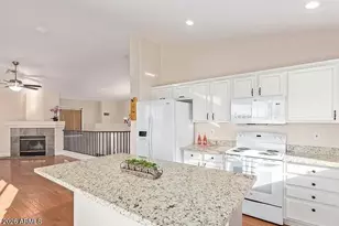 12442 N 42nd Ave, Phoenix, AZ 85029 - Photo 5