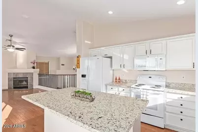 12442 N 42nd Avenue, Phoenix, AZ 85029 - Photo 5