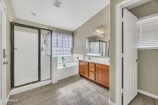 12617 W Catalina Dr, Avondale, AZ 85392 - Photo 11