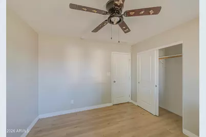 3824 W Shangri La Road, Phoenix, AZ 85029 - Photo 9