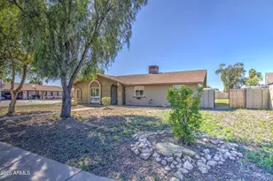 3824 W Shangri La Rd, Phoenix, AZ 85029 - Photo 3