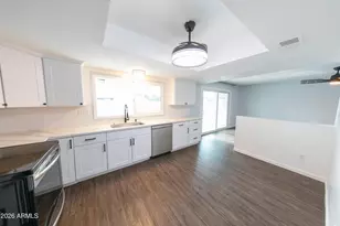 2625 S Los Feliz Dr, Tempe, AZ 85282 - Photo 9