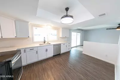 2625 S Los Feliz Drive, Tempe, AZ 85282 - Photo 9