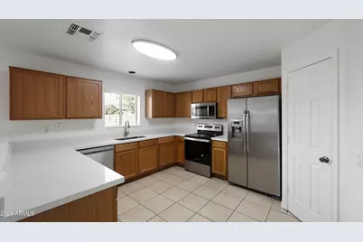 12306 W Windrose Drive, El Mirage, AZ 85335 - Photo 9