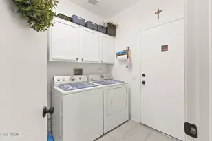 16506 W Lone Tree Ct, Surprise, AZ 85374 - Photo 11