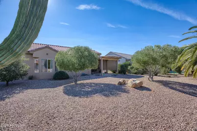 16506 W Lone Tree Court, Surprise, AZ 85374 - Photo 21