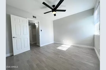 5757 W Eugie Avenue #2049, Glendale, AZ 85304 - Photo 9