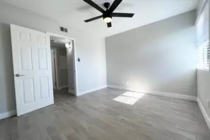 5757 W Eugie Ave, Glendale, AZ 85304 - Photo 9