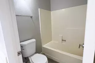 5757 W Eugie Ave, Glendale, AZ 85304 - Photo 15