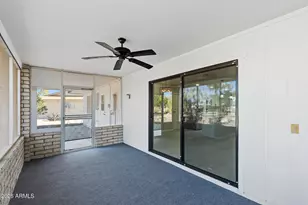 16817 N Meadow Park Dr, Sun City, AZ 85351 - Photo 21